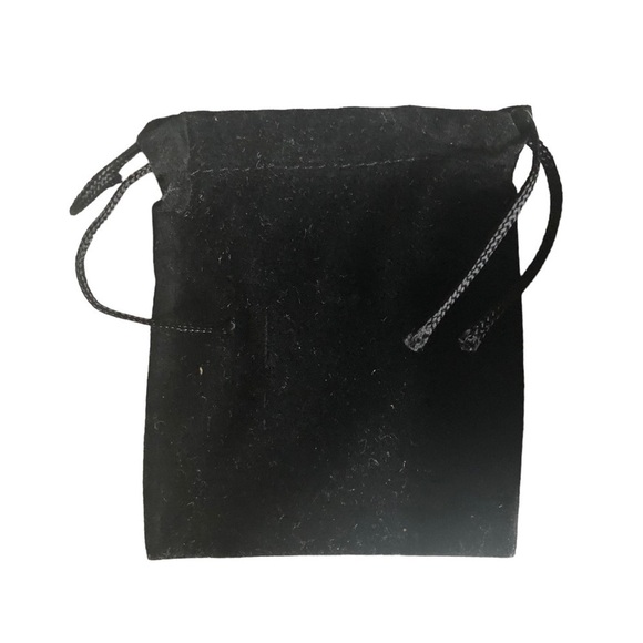 Vintage Angel Pin / NWOT/ Beautiful/ purchased in Europe/ hand painted - Picture 4 of 4